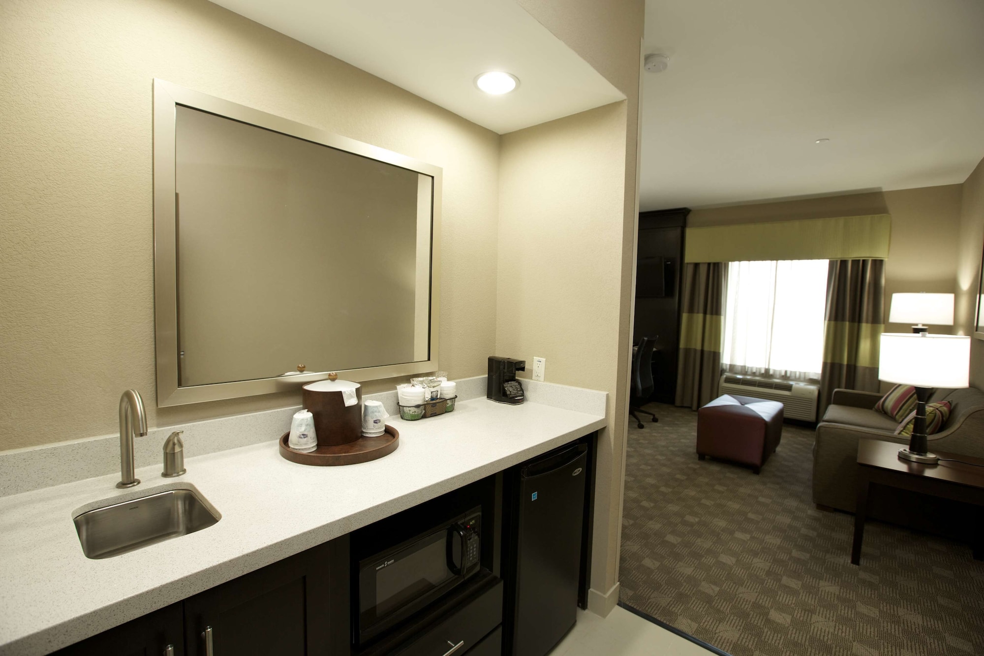 hampton inn and suites missouri city tx