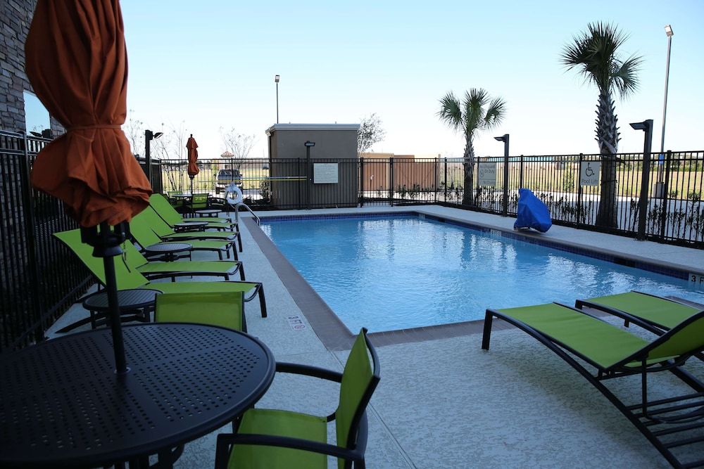hampton inn and suites missouri city tx