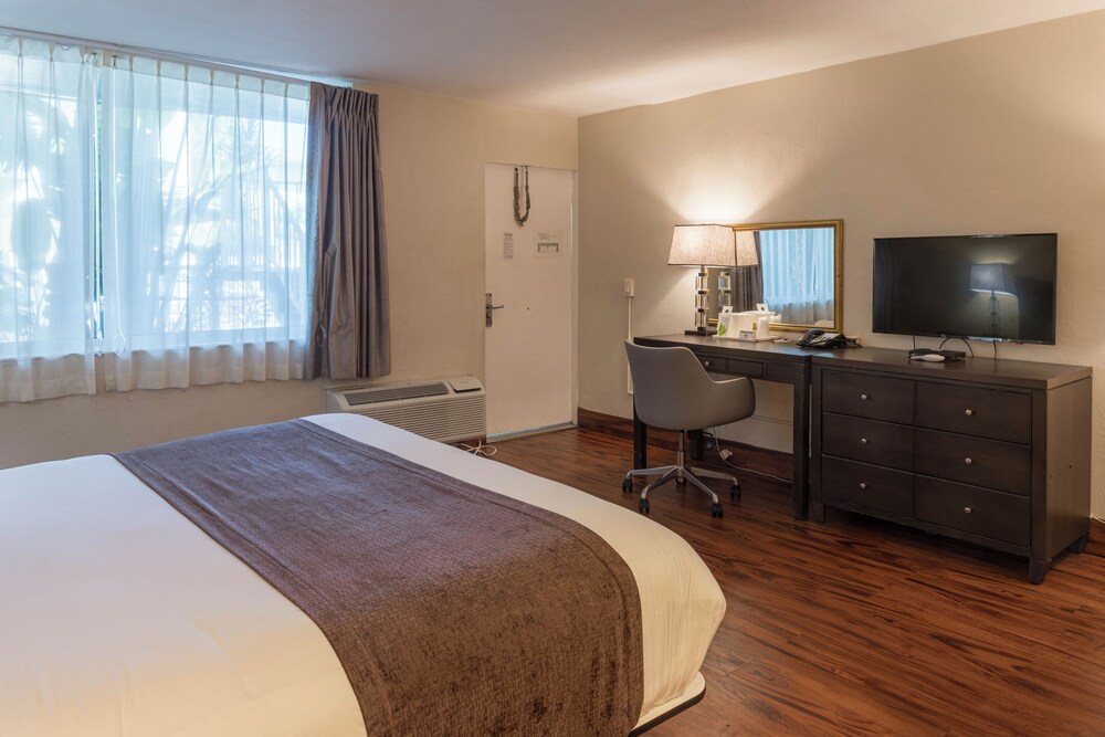 ocean reef hotel