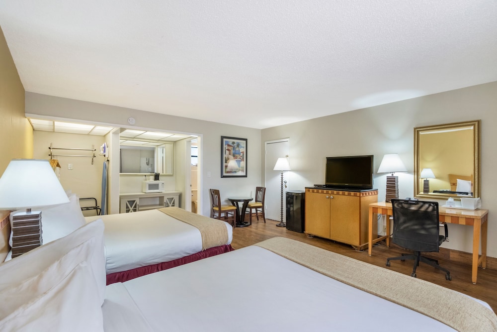 ocean reef hotel