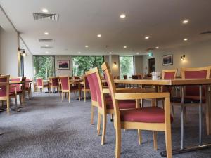 Ramada By Wyndham Telford Ironbridge,Madeley>>Birmingham,3 star