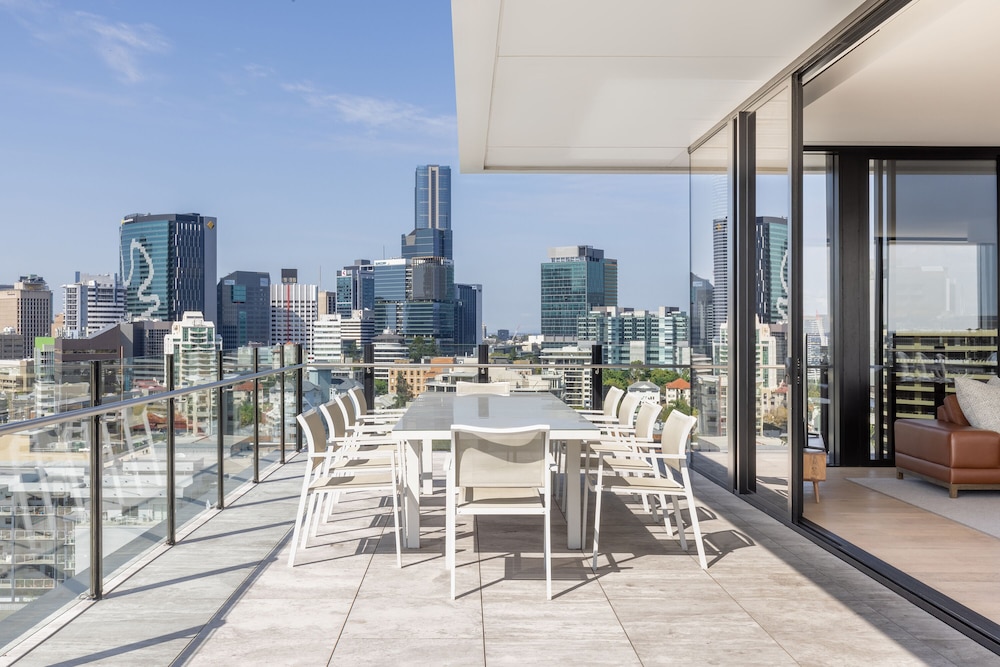 art series the johnson