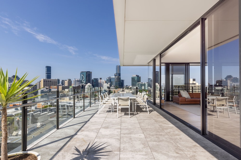 art series the johnson