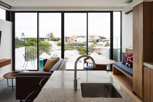 art series the johnson