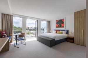 art series the johnson