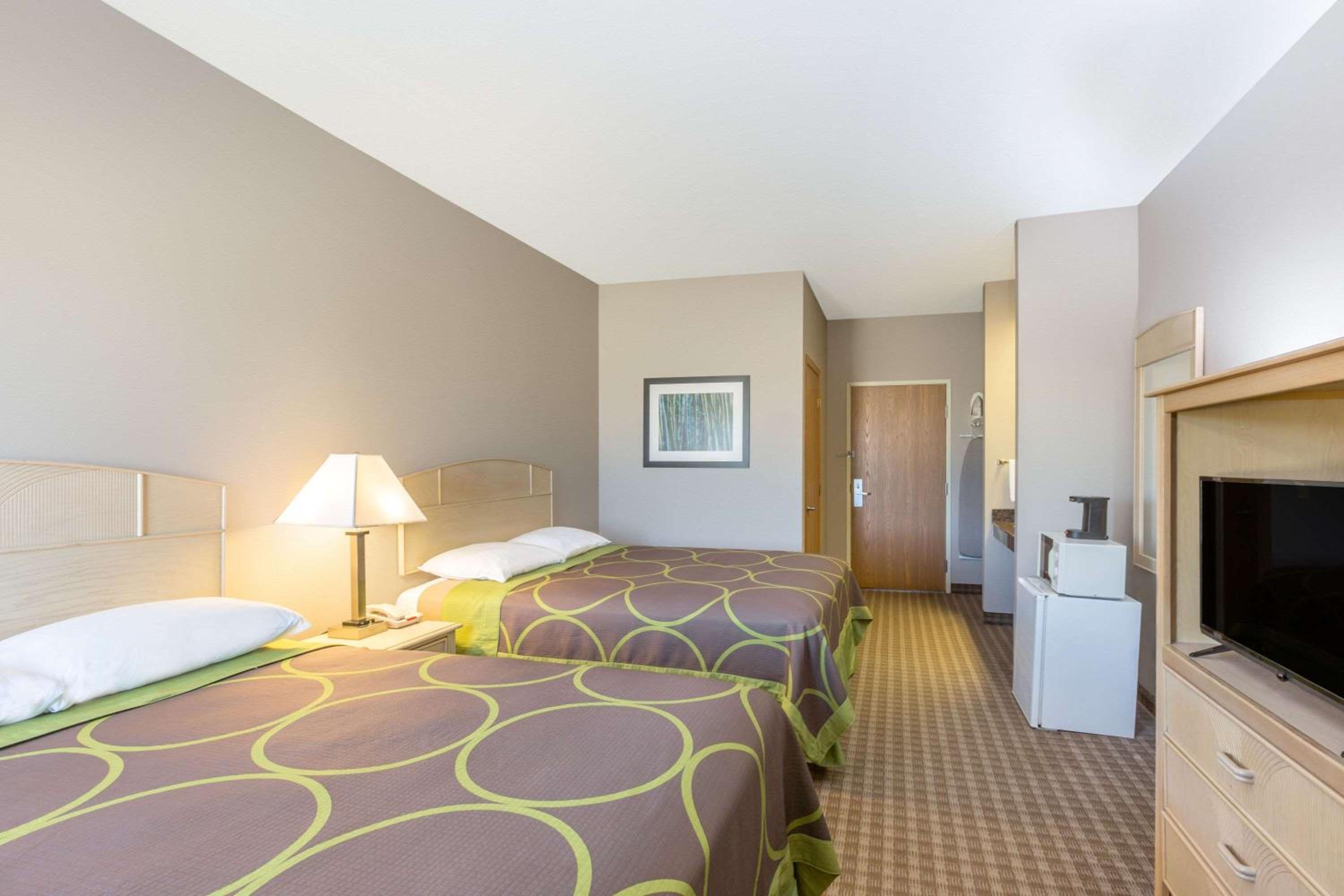 holiday inn express and suites kingsville by ihg
