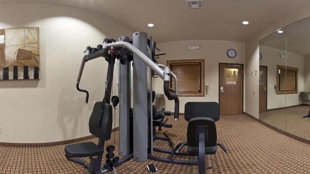 holiday inn express and suites kingsville by ihg