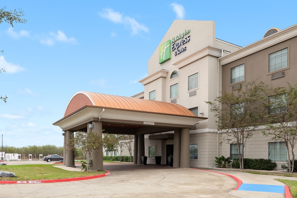 holiday inn express and suites kingsville by ihg