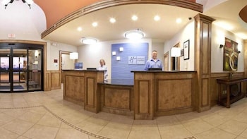 Holiday Inn Express & Suites Kingsville By Ihg,Texas>>Kingsville,3 star