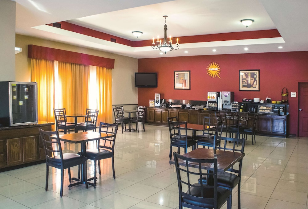 la quinta inn and suites by wyndham alice