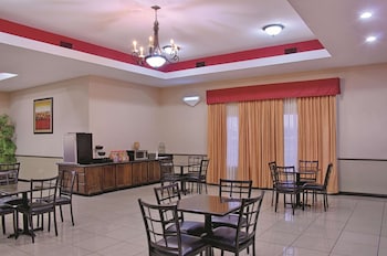 la quinta inn and suites by wyndham alice