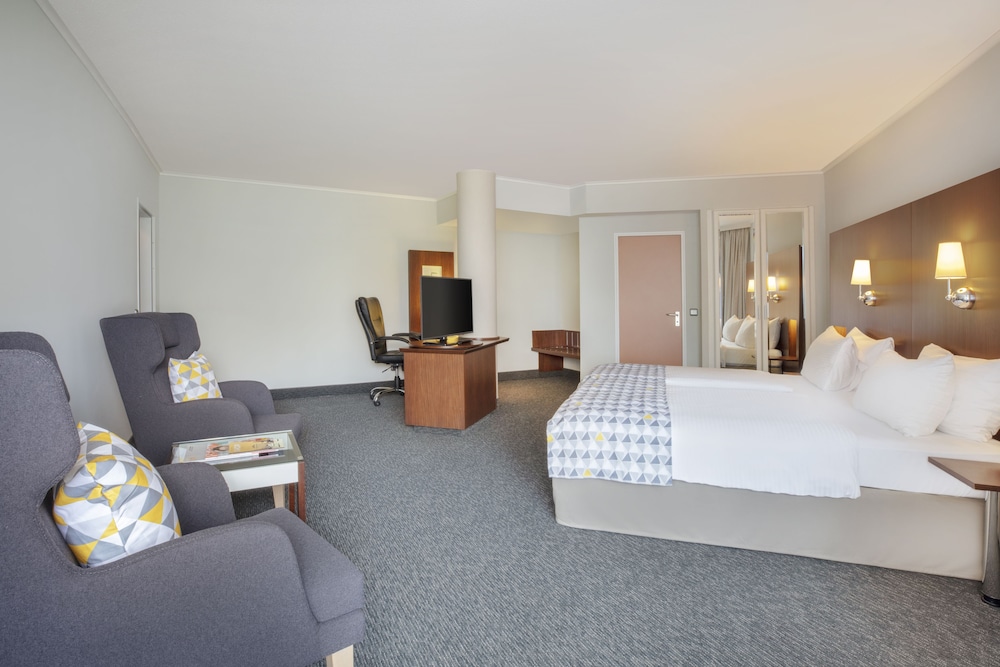 holiday inn munich south an ihg hotel