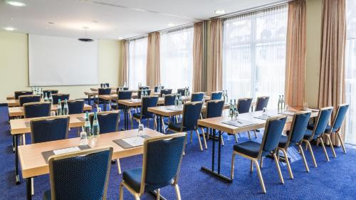 holiday inn munich south an ihg hotel