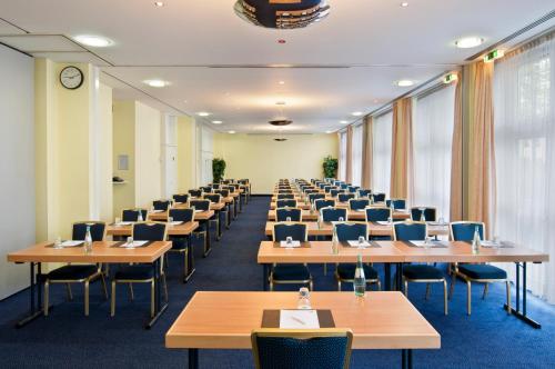 holiday inn munich south an ihg hotel