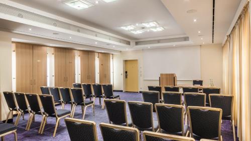 holiday inn munich south an ihg hotel