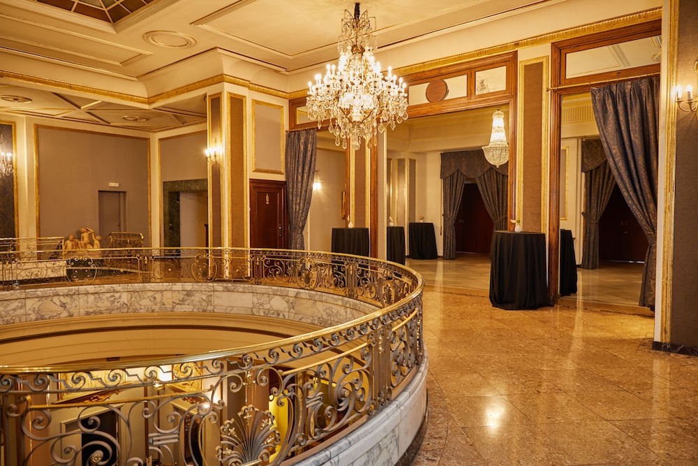 el avenida palace hotel