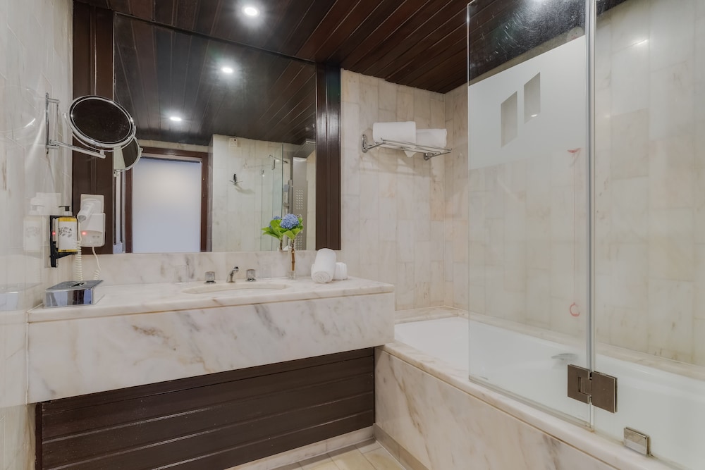 pestana bahia praia nature and beach resort