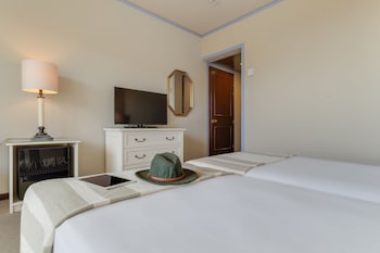 pestana bahia praia nature and beach resort