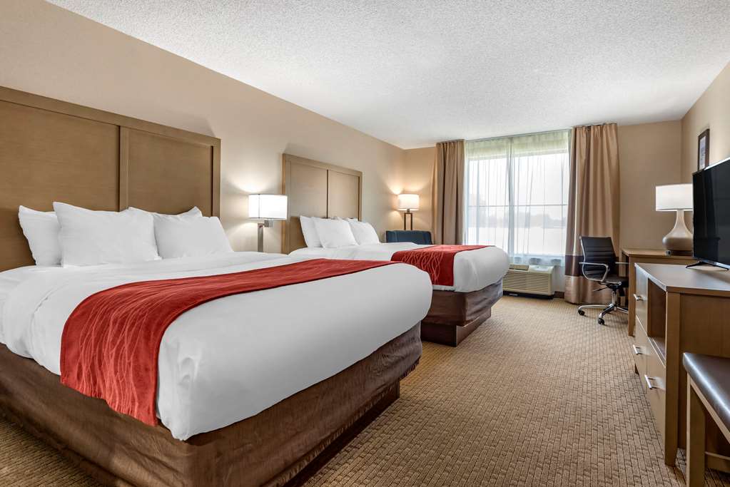 comfort inn and suites farmington victor