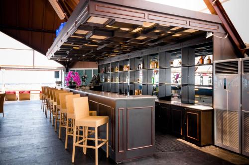 kutabex beach front hotel