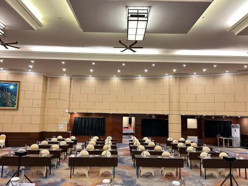 kutabex beach front hotel