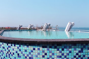 kutabex beach front hotel