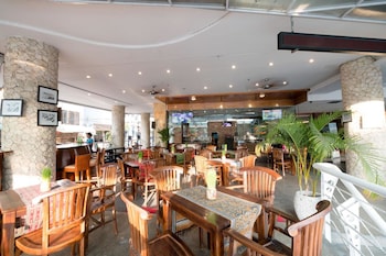 kutabex beach front hotel