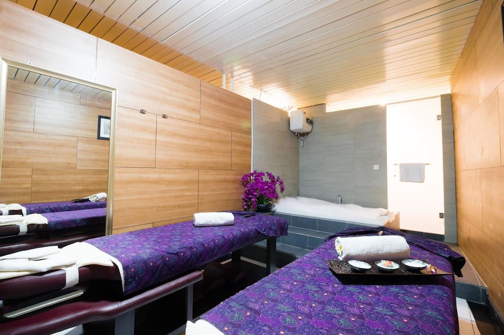 kutabex beach front hotel