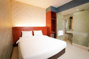 the crew hotel kualanamu international airport
