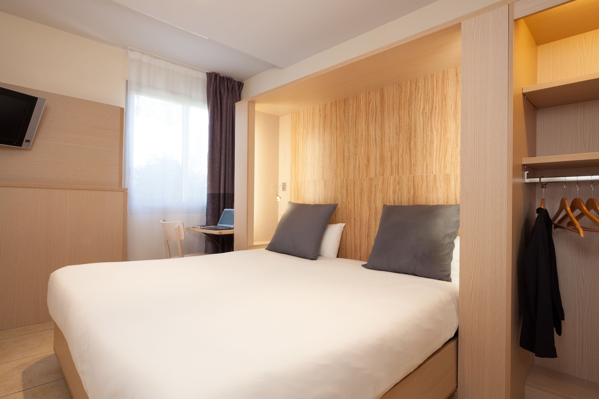 bandb hotel nimes ville active