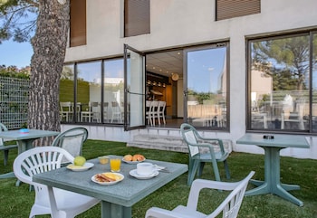 bandb hotel nimes ville active