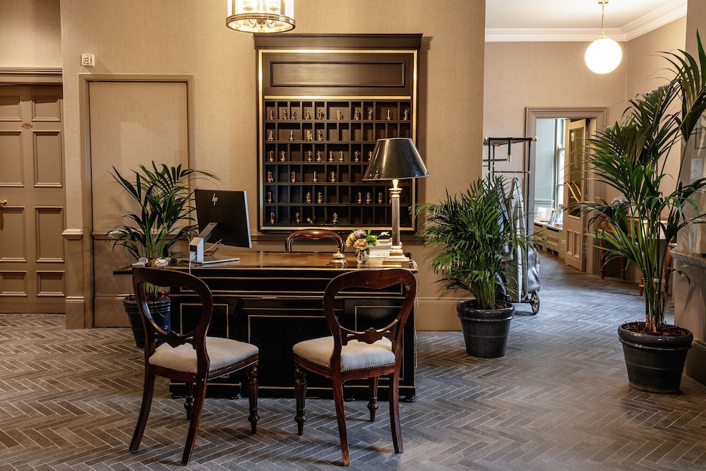 pembroke townhouse