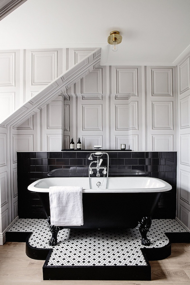 pembroke townhouse