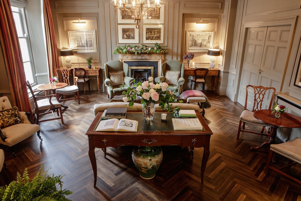 pembroke townhouse