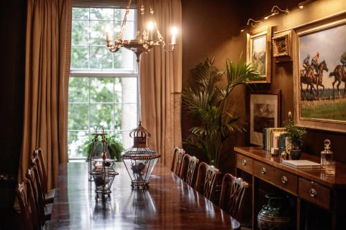 pembroke townhouse