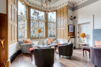 no 32 hotel