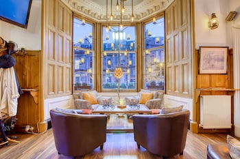 no 32 hotel