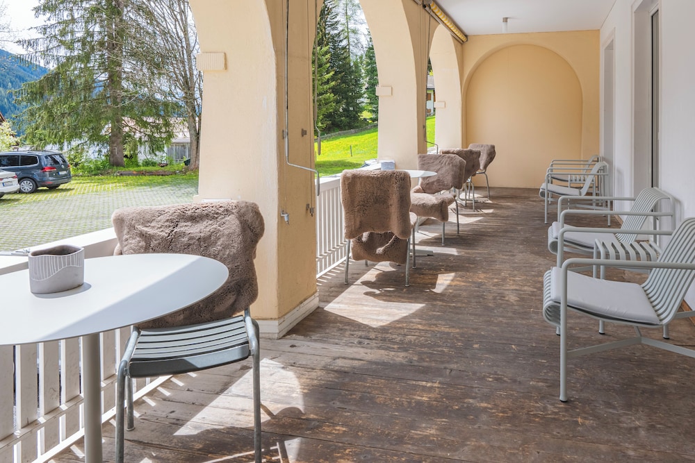 youth hostel davos youthpalace