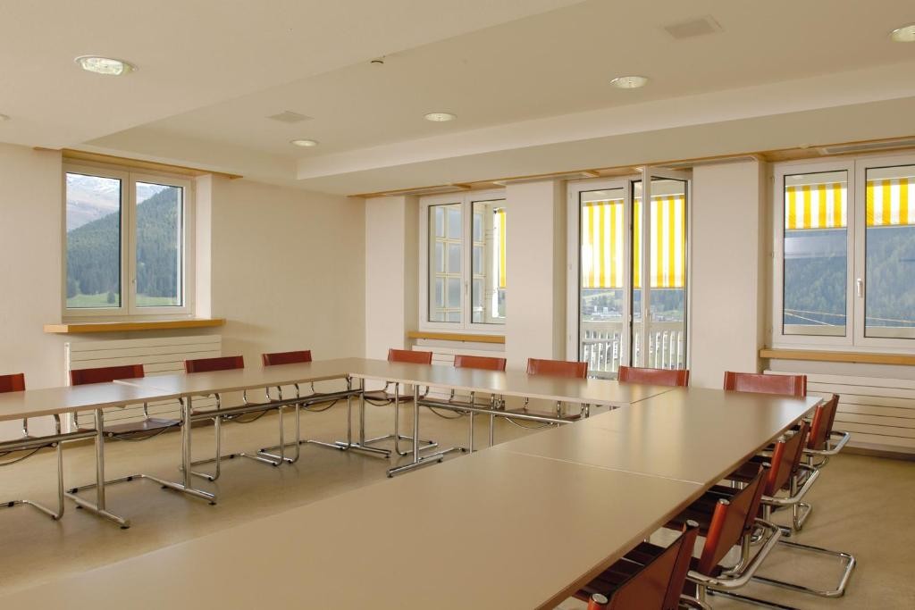 youth hostel davos youthpalace