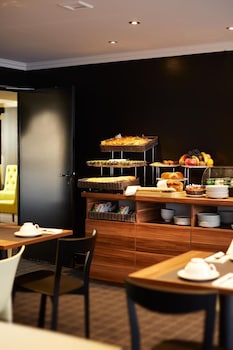 best western hotel atrium valence