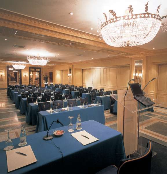 rosewood villa magna