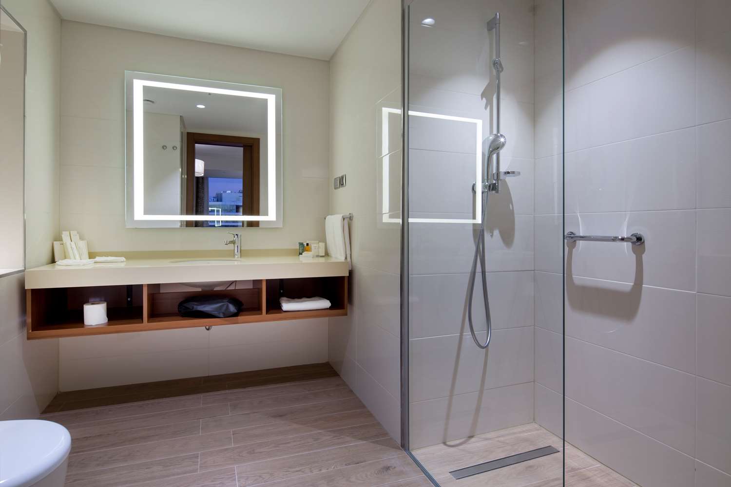 hilton garden inn istanbul beylikduzu