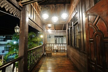 huan kawin est 58 lanna home and collection