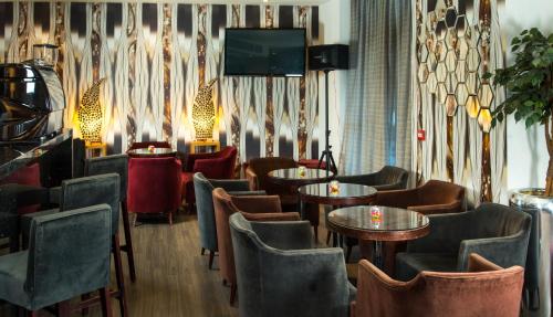 the park city grand plaza kensington