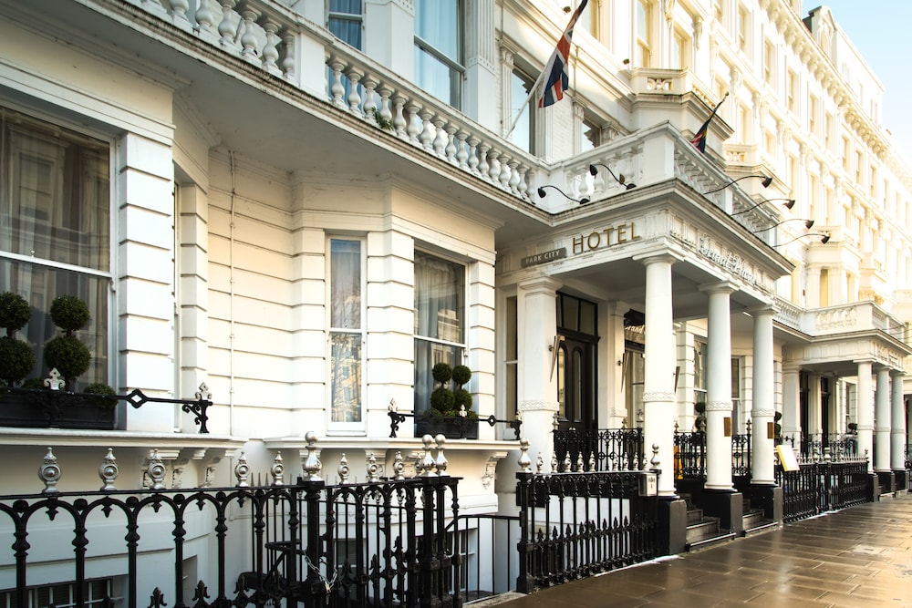 the park city grand plaza kensington