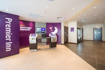 west plaza in brentford standard studio