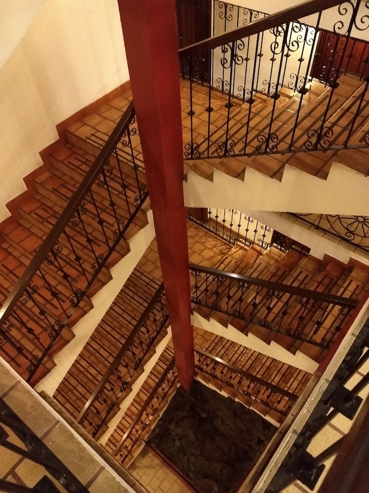 hotel don quijote plaza