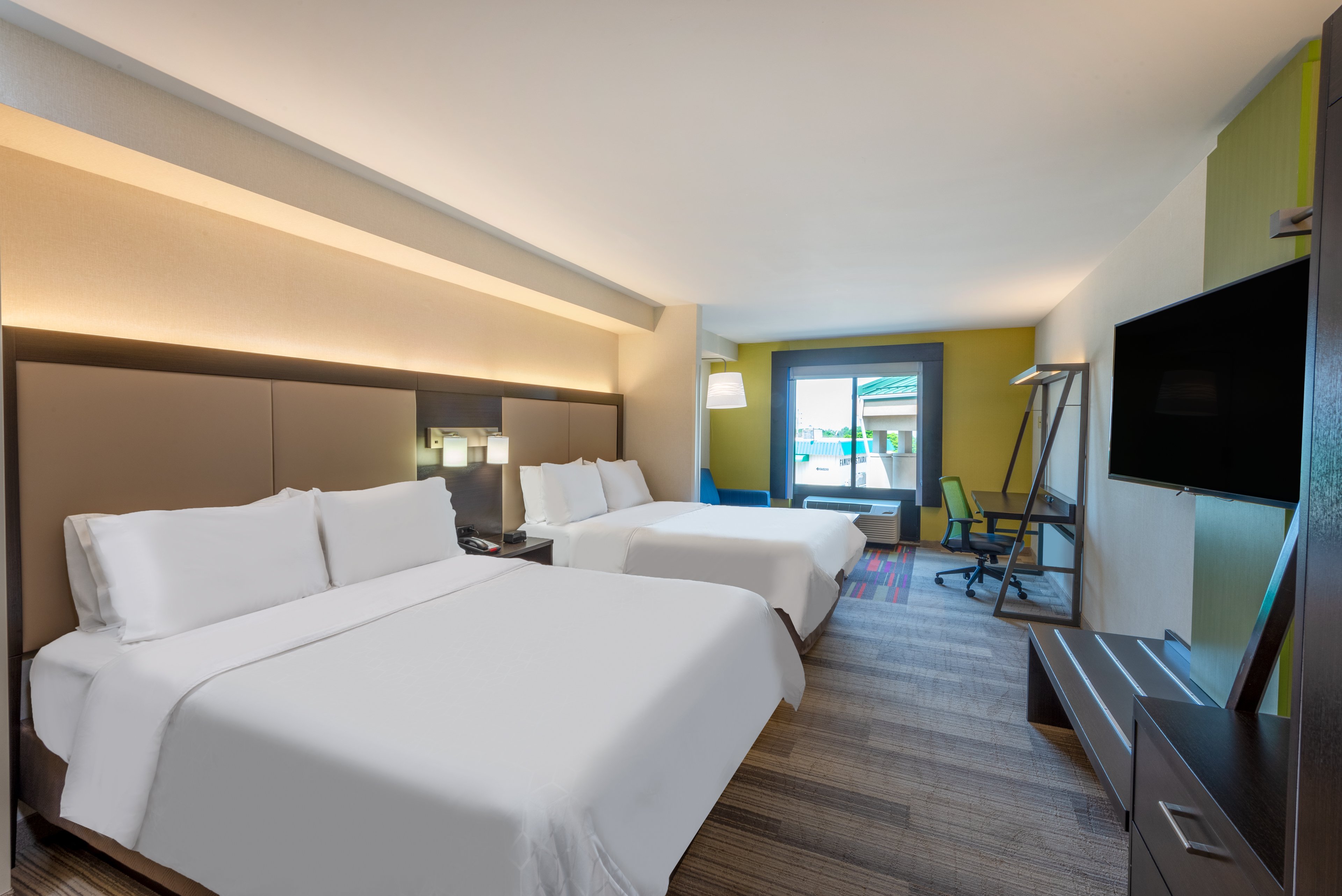 holiday inn express and suites north east erie i 9