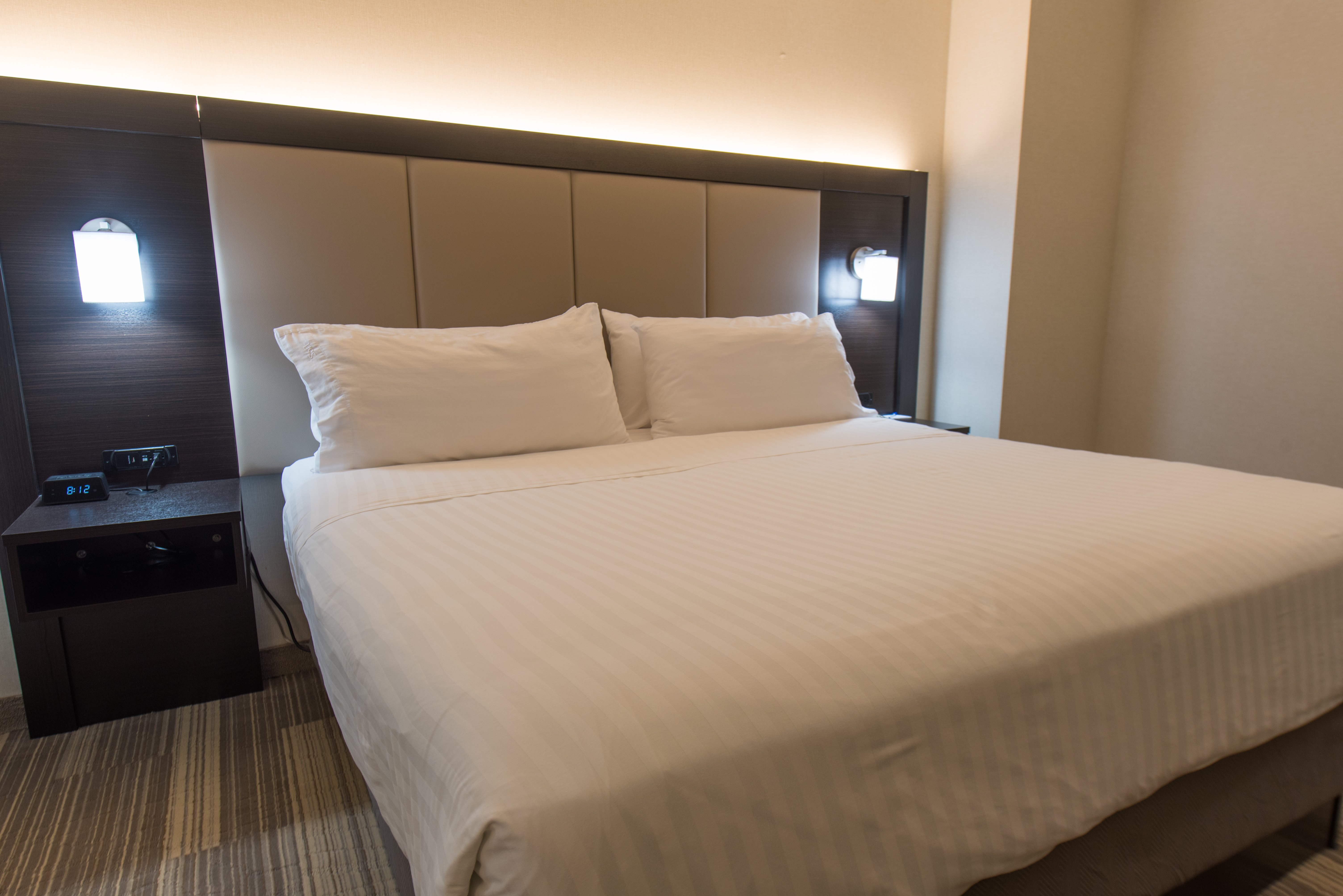 holiday inn express and suites north east erie i 9
