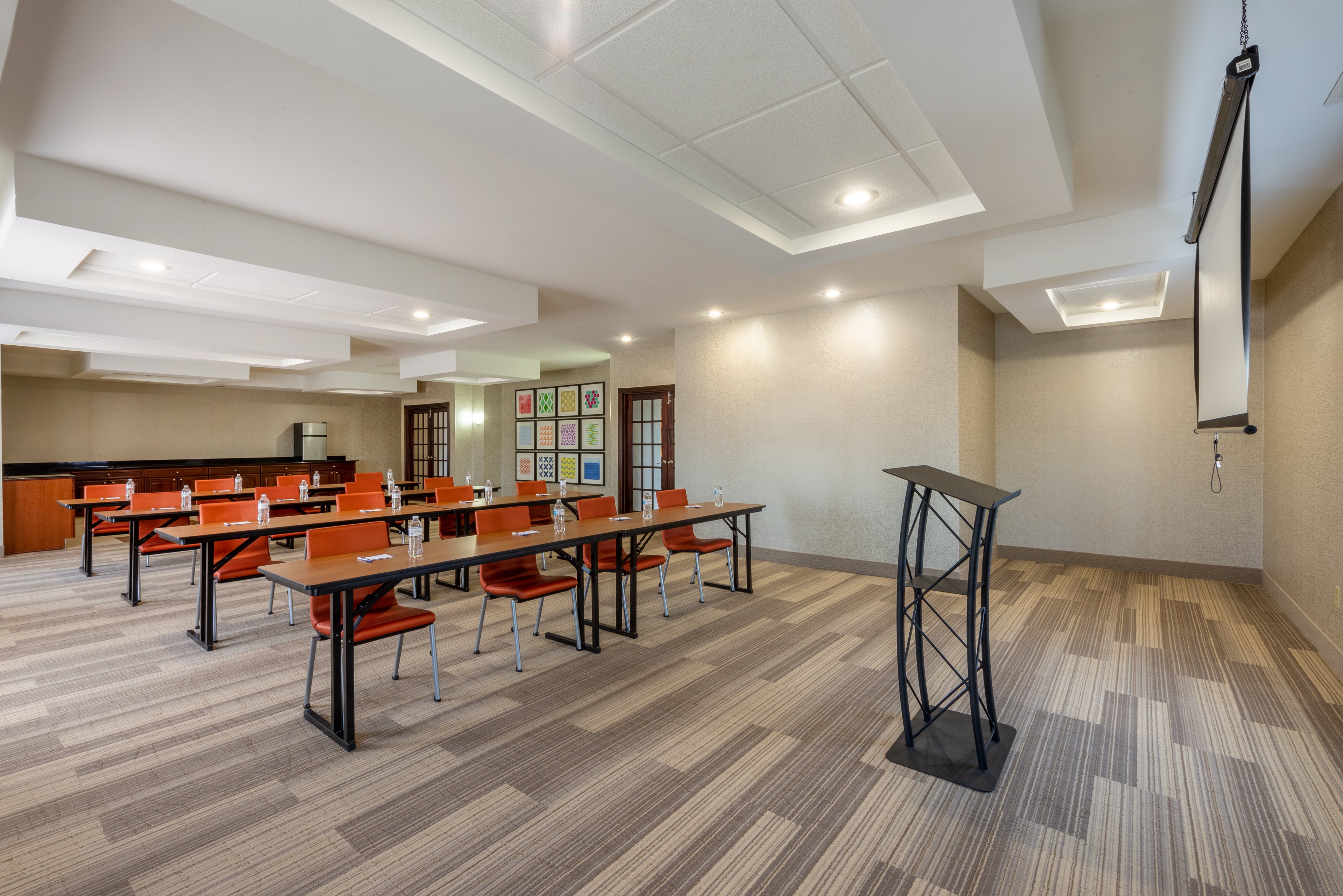 holiday inn express and suites north east erie i 9